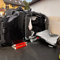 THL 3 PKW unkenntlich.jpg